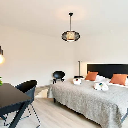 Spacious And Beautifully Renovated Town House * Brügge