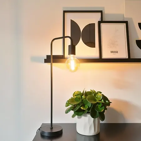 Spacious And Beautifully Renovated Town House